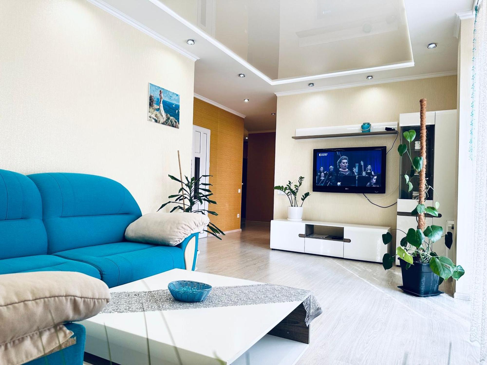 Apartments With A Coffee Machine In The City Center, Near A Park And Zlata Plaza リウネ エクステリア 写真